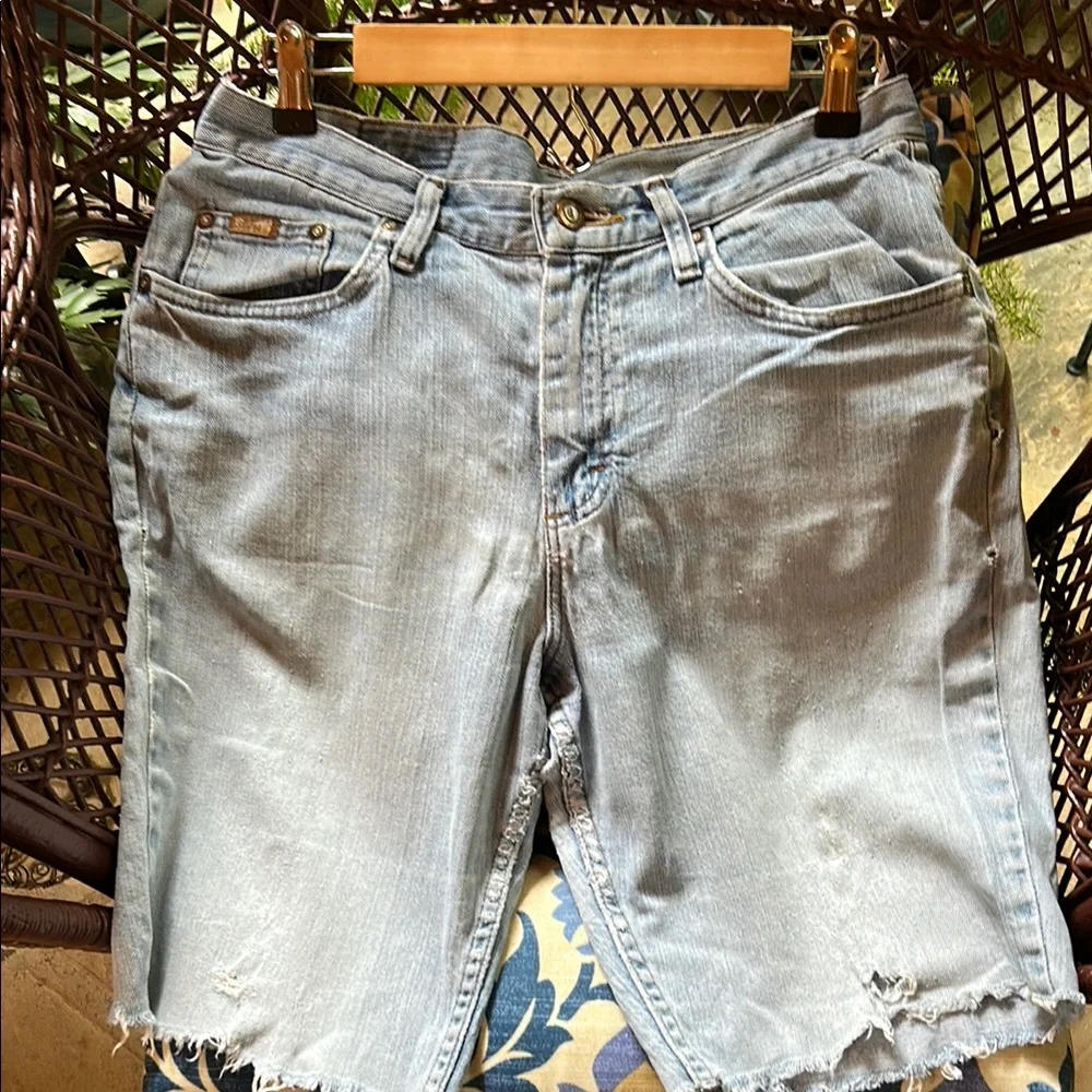 Riders by Lee cut off Jean Shorts Light Blue with Frayed ends; size 10M;so comfy